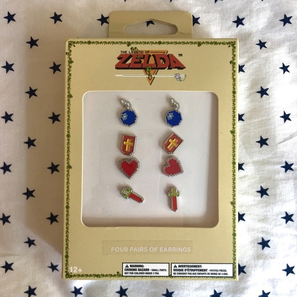 ♦️SOLD♦️ The Legend of Zelda NES Earring Set - Picture 1 of 3